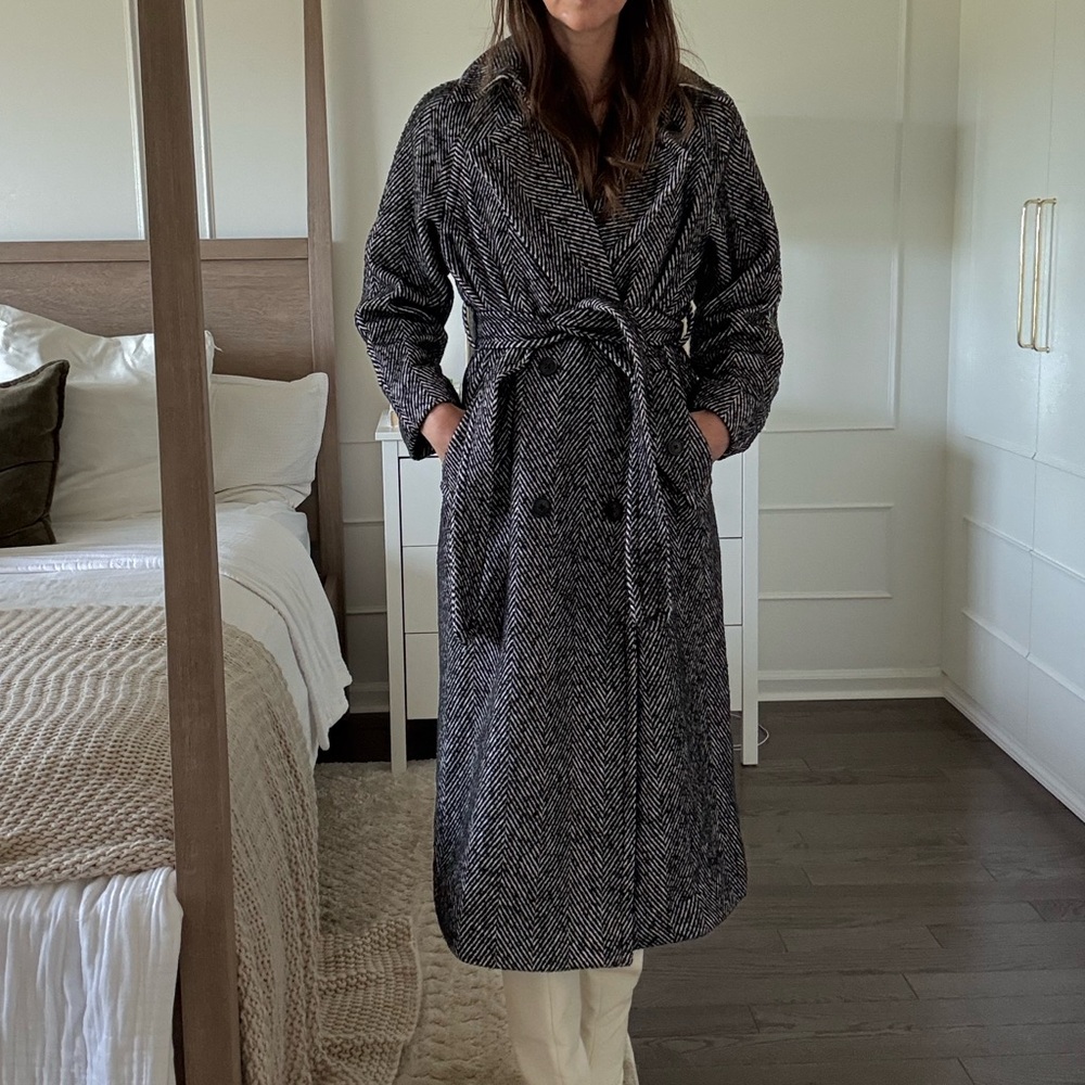 Gap Black and White Double-Breasted Herringbone
Belted Trench Coat